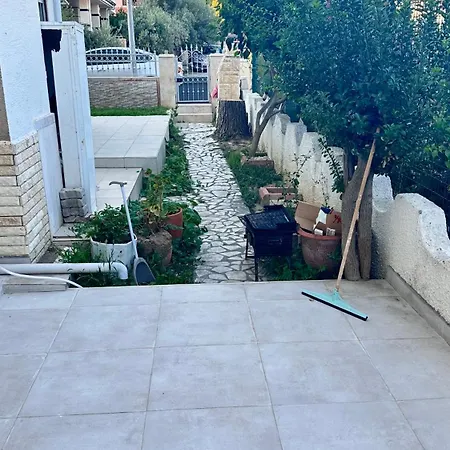 Ada Villa Özdere